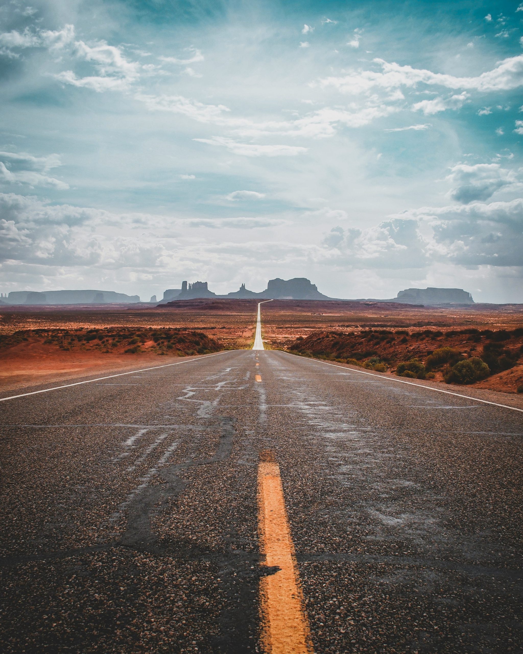 pierre-jeanneret-BjNISeAHPT8-unsplash